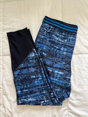 Athletic Works Blue and Black Marbled Leggings